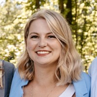 Laura Winslow Email & Phone Number