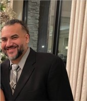 Famous Footwear Employee Aaron Rivera's profile photo