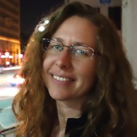 Liz Reznak Email & Phone Number