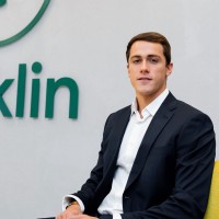 Oaklin Employee Roberto Millares's profile photo