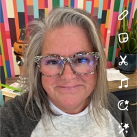 Sunglass Shoppe Employee Charise Whaley's profile photo