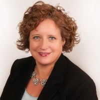 Roxanne Chihos Email & Phone Number