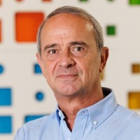 Ignacio Lago Fernandez Email