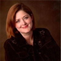 Kirsten Lora Email & Phone Number