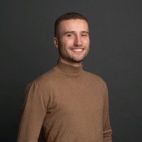 Leon Becker Email