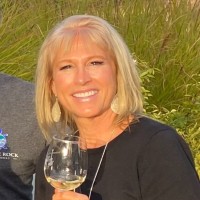 Kari Olson Email & Phone Number
