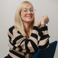 Sara Vienna Email & Phone Number