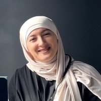 570easi Employee Kamélia Boukerci's profile photo