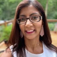 Silver Icing Employee Nanita Witherspoon's profile photo