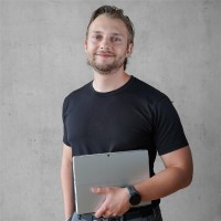 AraCom IT Services GmbH Employee Lukas Rollbühler's profile photo