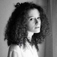 Chiara Bax Email