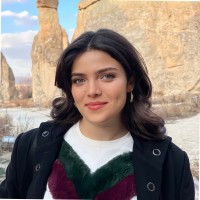 Ezgi Oktay Email