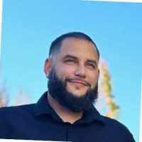 Chris Vickers Email & Phone Number