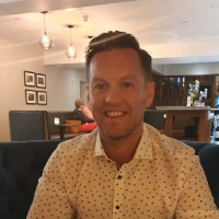Neil MacPhee Email