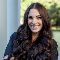 VieMed Healthcare Staffing Employee Chelsea Larson's profile photo