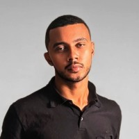 Luan Venancio Email