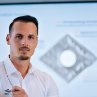 Sandro Maaß Email