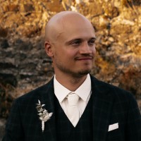 Aaron Goenen Email