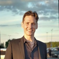 Ivar Volt Email & Phone Number