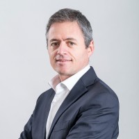 E-mail e número de telefone de Arnaud Pollono