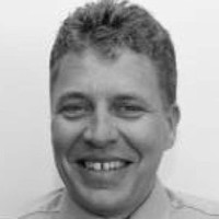 Karsten Beuchert Email