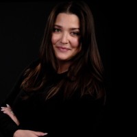 Simone Perez Email & Phone Number