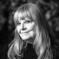 Mary Henrikson