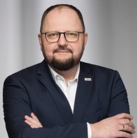 Pawel Szpiller Email