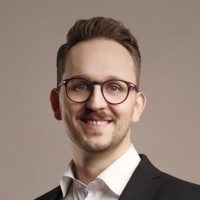 Shareholder Value Management AG Employee Dimitri Schmidt's profile photo