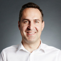 E-mail e número de telefone de Alin Popescu