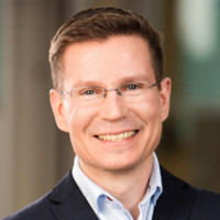 Jussi Mäkelä Email