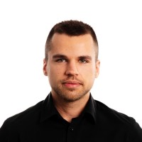 MacIej Chyliński Email