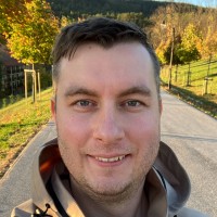 Matúš Jelínek Email