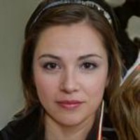 4OVER4.COM Employee Emma Davis's profile photo