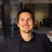 Mikael Palm Email