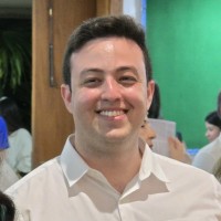 Henrique Lessa Email