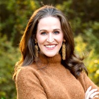 Walker Luxury Vacation Rentals Employee Sharon Walker's profile photo