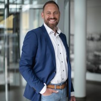 David Schütt Email
