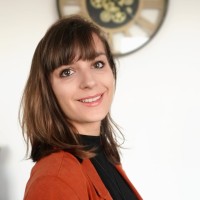 Alba de Martino Email