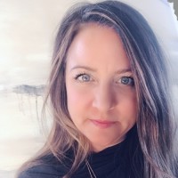 Kinzie Real Estate Group Employee Lorie Giambarberee's profile photo