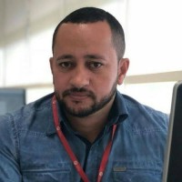Roberto Sousa Email