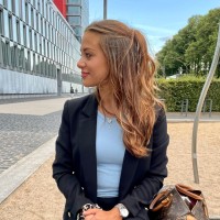 Lena Wiersbinski Email & Phone Number