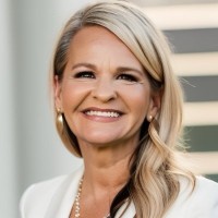 The Social Bullpen, LLC Employee Betsy Gray's profile photo