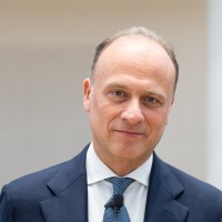 Stefano Caselli Email