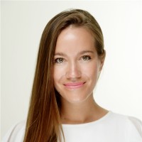 Anna Mészáros Email