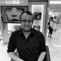 Sunglass Hut Employee Dylan Wilson's profile photo
