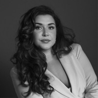 Aimee Holguin Email & Phone Number