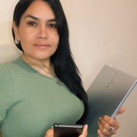KeyLab Employee Laura Arevalo's profile photo