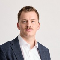 Justin Deere Email & Phone Number