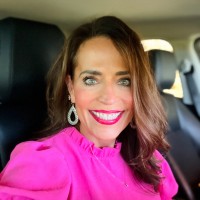 Uvonna Darr Email & Phone Number